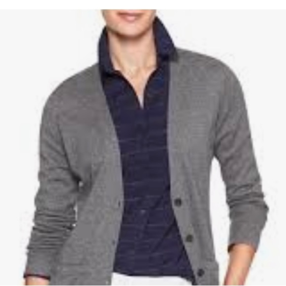 NWT 100% wool dark grey cardigan Club Monaco unisex size XS Fit women S-M